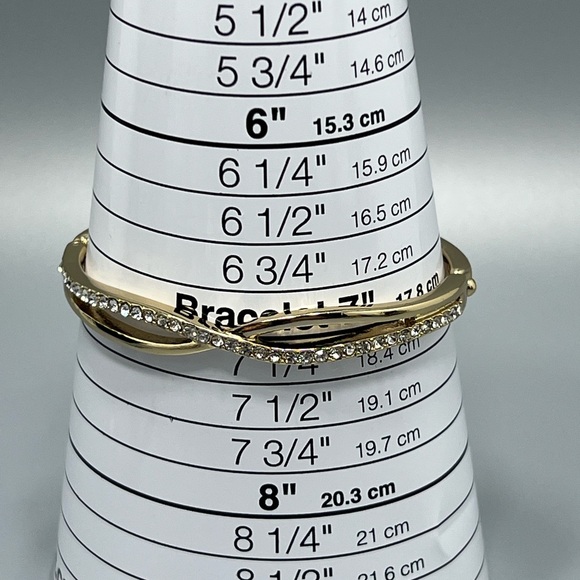 Anne Klein
Crystal Crisscross Bangle Bracelet - Picture 6 of 7